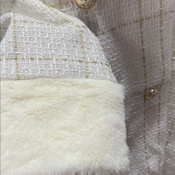 NWT SHEIN White Trench Coat Plush Modern Design - Picture 3 of 8